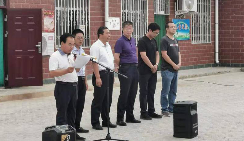 寧夏回族自治區(qū)吳忠市同心縣農(nóng)業(yè)局展會，愛麗潔農(nóng)村廁所改造產(chǎn)品備受歡迎！